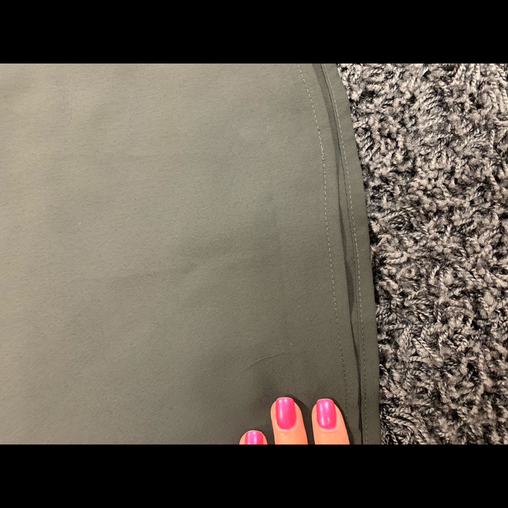 Express Tank Top - Picture 5 of 7